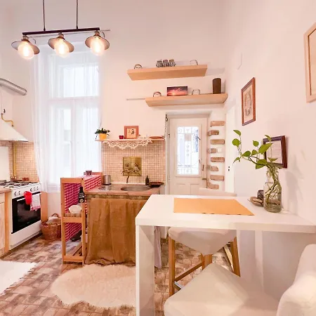 Apartament New Flower Garden